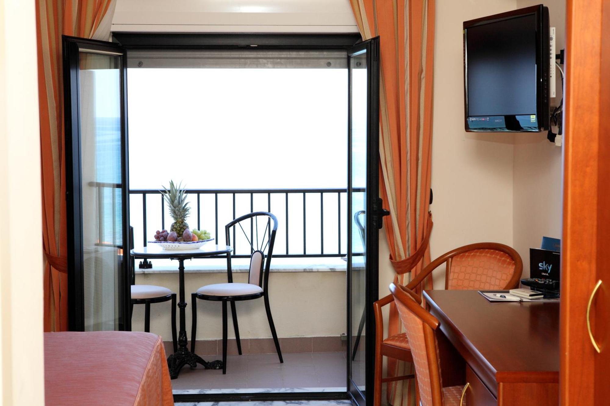 Hotel Za Maria Santo Stefano di Camastra Kamer foto