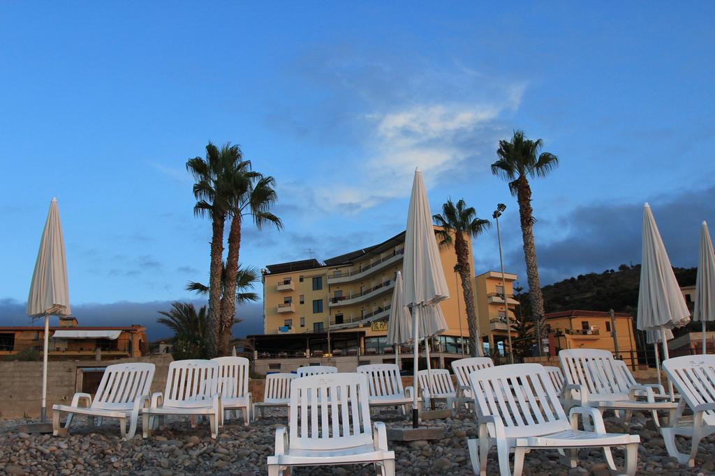 Hotel Za Maria Santo Stefano di Camastra Buitenkant foto
